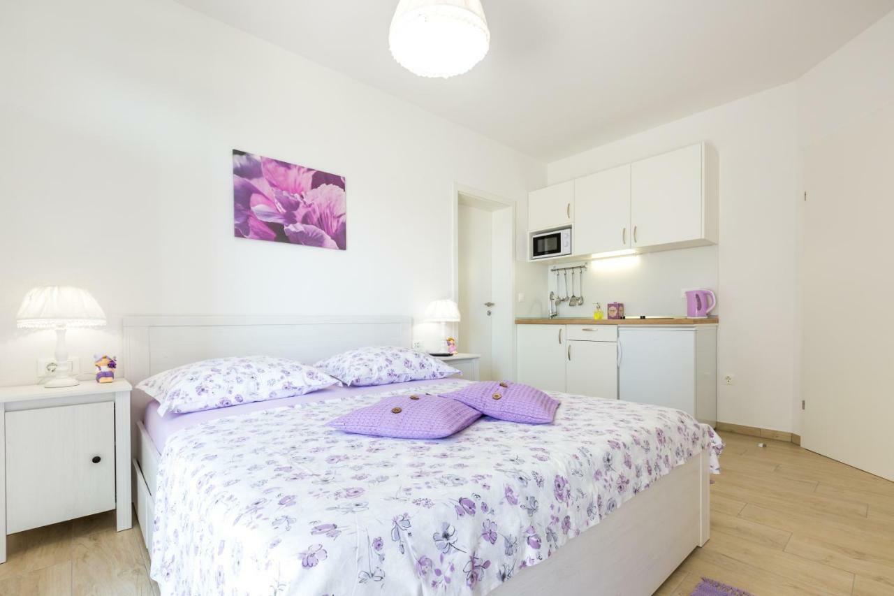 Apartmani Ksenija Tučepi المظهر الخارجي الصورة